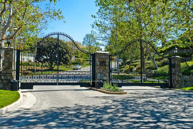 Harbor Ridge Gated Entrance in Newport Beach, California