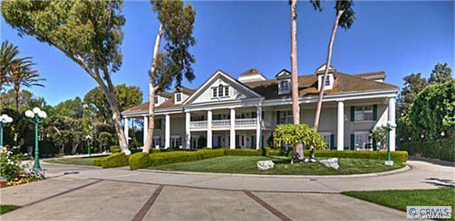 Image of the Exterior of a Gone With The Wind Inspired Home located at 2300 Mesa Dr Newport Beach